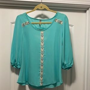 3/4 sleeve women’s shirt